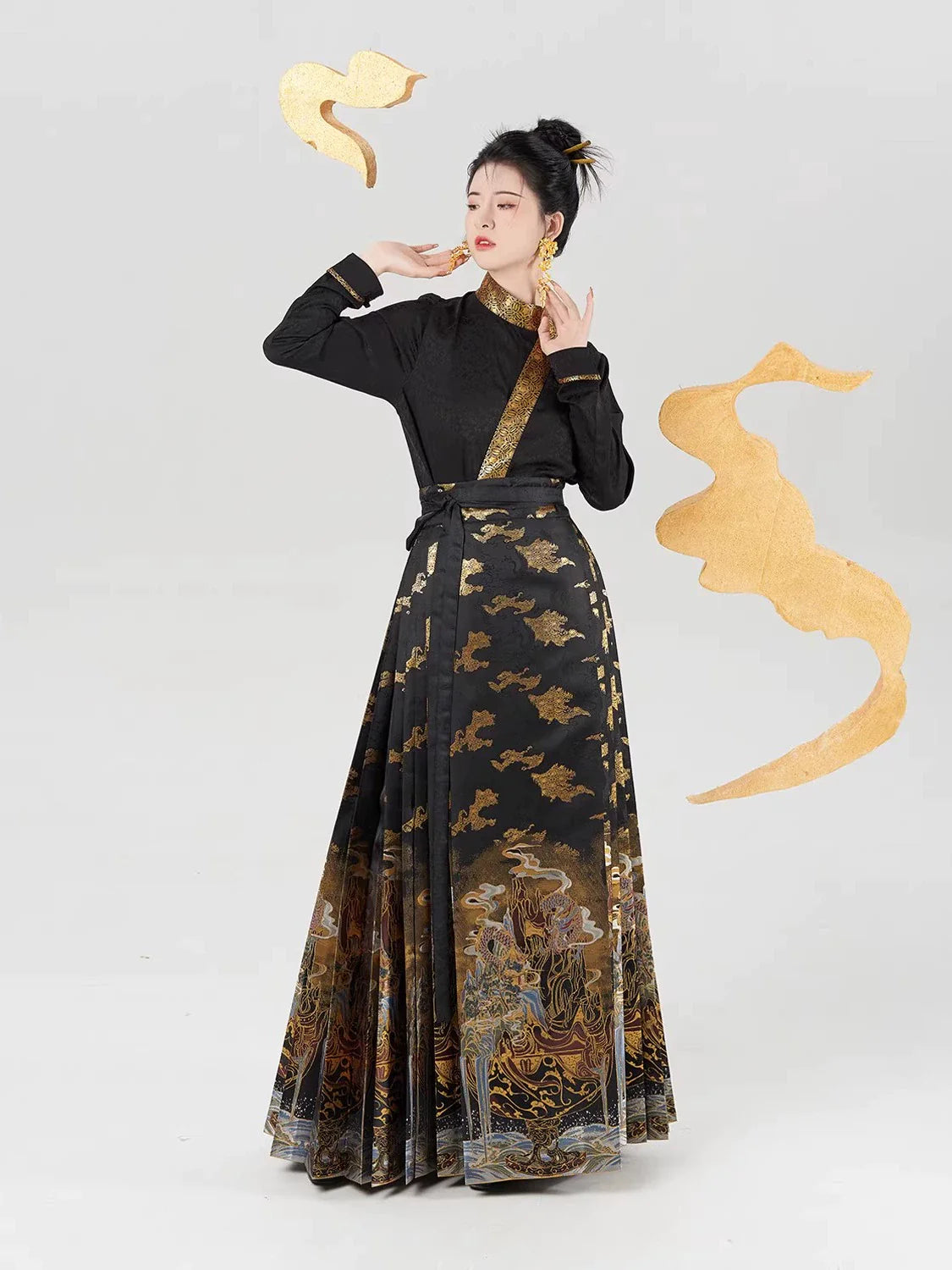 Ming Dynasty Modern Hanfu Mamianqun Outfit - Copper Furnace 铜炉