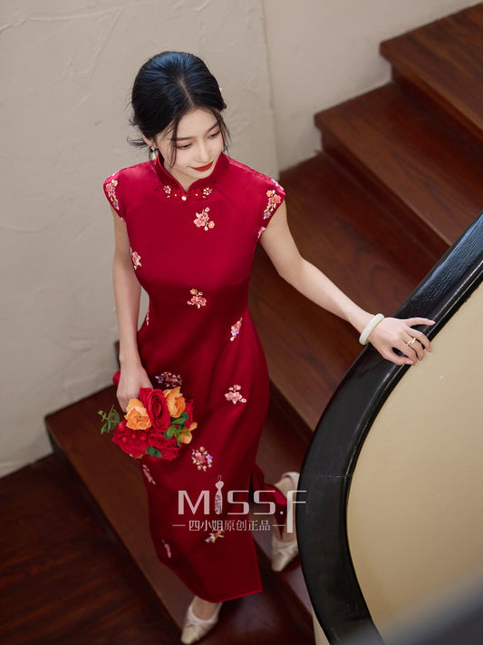 Jinseliangyuan sleeveless Chinese wedding cheongsam qipao — detail view
