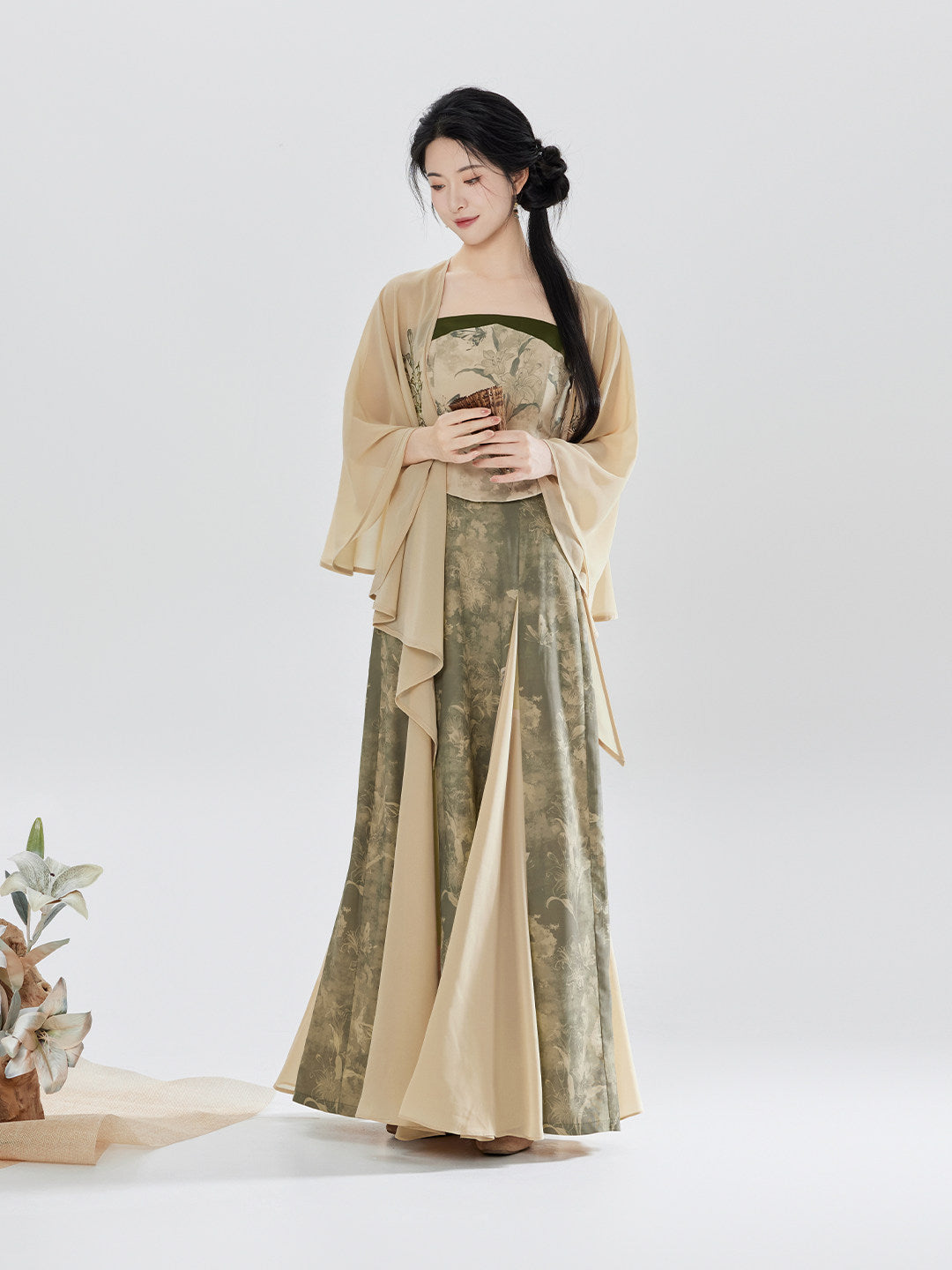 Lilies | Modern Chinese Zen Embroidered Chiffon Shawl Top and Skirt Set