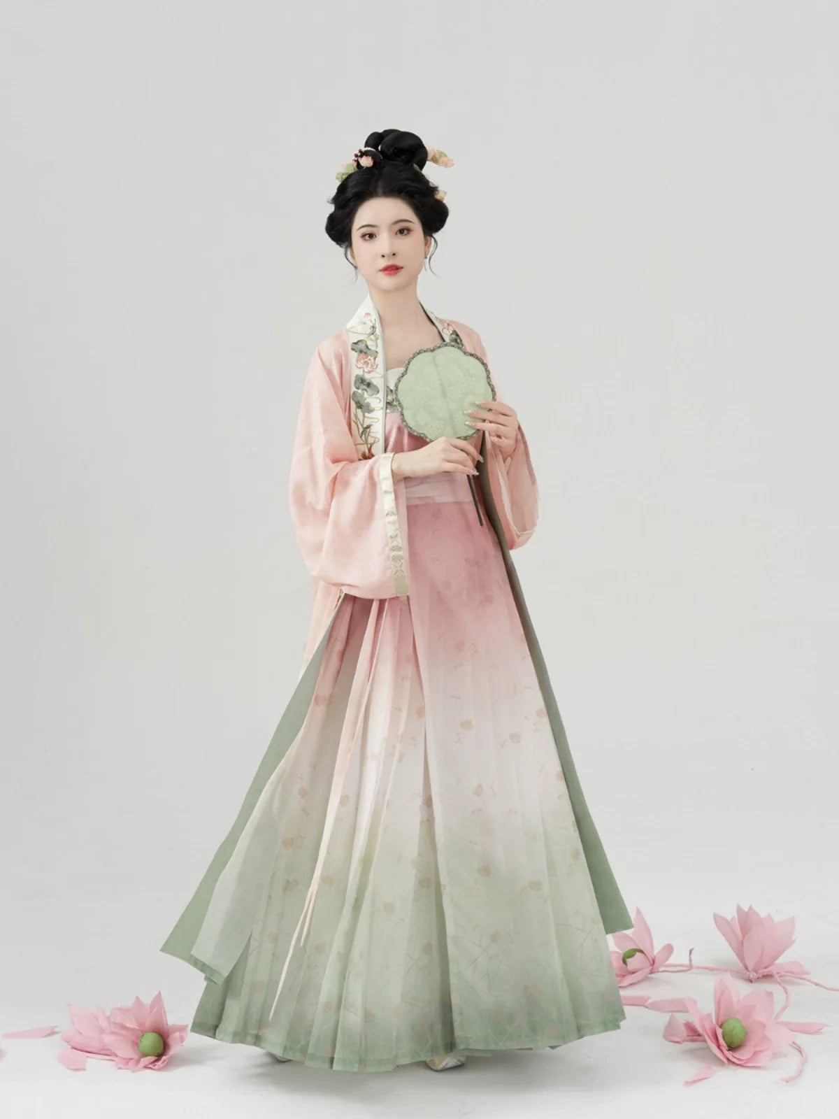 Song Dynasty Modern Hanfu - Glaze Red 釉里红 (Preorder)