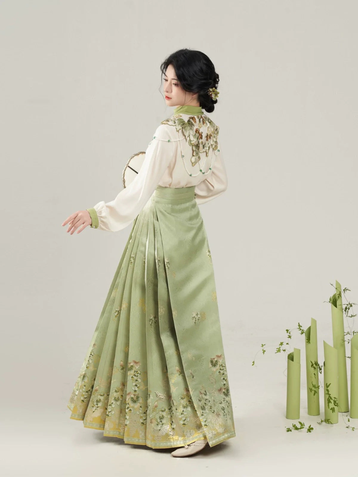 Chinese Long Sleeve Shirt & Mamian Skirt Outfit | Sunshine Rose 阳光玫瑰