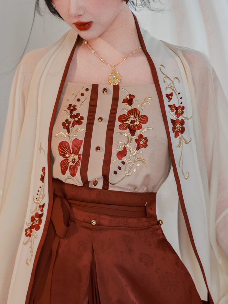 Song Dynasty Modern Hanfu Changgan Temple Beizi and Wrap Skirt - Crimson Cup 赤玉盏 (Preorder)