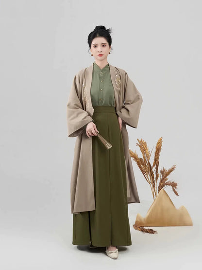 Song Dynasty Modern Hanfu Set with Long Sleeve Top and Three Pleat Skirt - Maisui 麦穗 (Preorder)