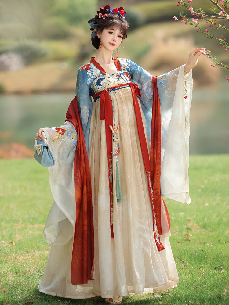 Bai Yuxue | Tang Dynasty Qixiong Ruqun Hanfu Outfit