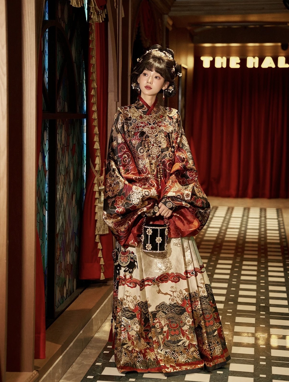 Ming Dynasty Chinese New Year Festival Hanfu | Xuanma Qiankun 玄马乾坤