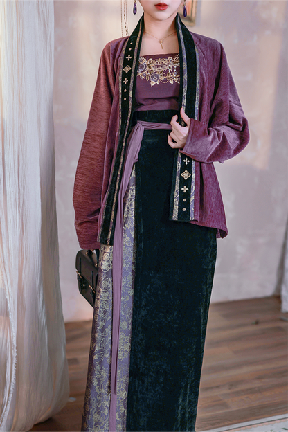 Song Dynasty Modern Hanfu Winged Sleeve Top and Spiral Skirt - Twilight Purple 暮山紫 (Preorder)