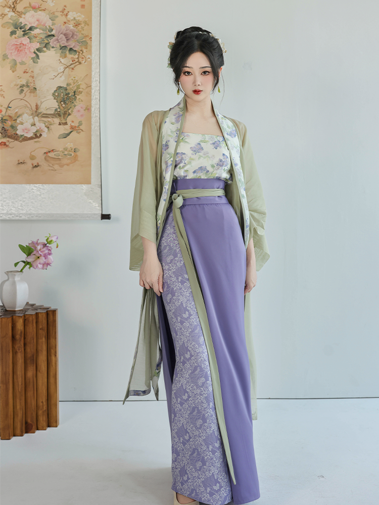 Song Dynasty Modern Hanfu Changgan Temple Beizi and Spiral Skirt - Jasmine Green Tea 茉莉青提 (Preorder)