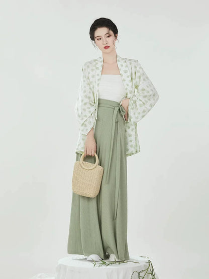 Song Dynasty Modern Hanfu Set with Winged Sleeve Top and Wide Leg Pants - Wrapped Leaves 裹叶 (Preorder)