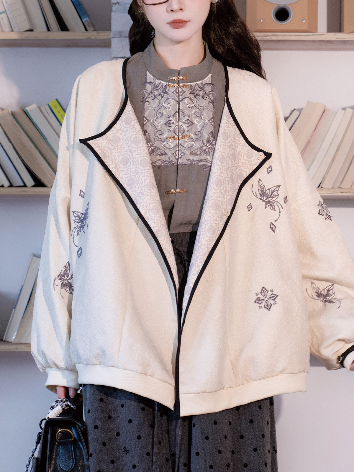 Tang Dynasty Modern Hanfu Round Collar Cardigan Linen Blend Top and Bloomers - Ink Like 似墨