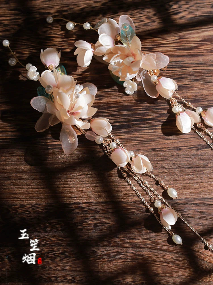 Hair Clips: Paper Spring