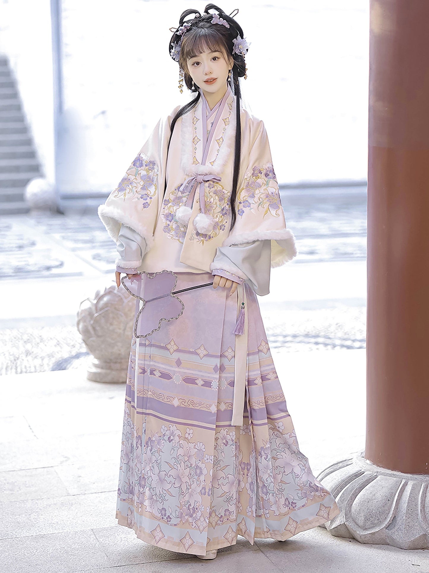 Ming Dynasty Embroidered Cross Collar Jacket & Printed Mamian Skirt | Purple Softness 紫暖暖