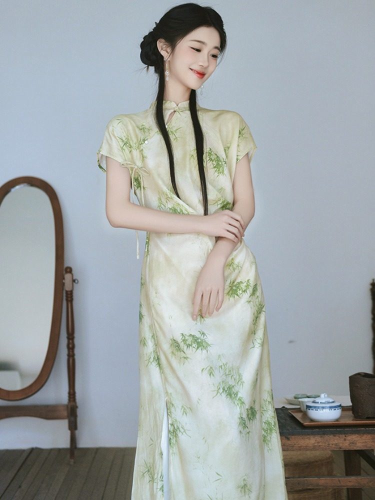 Short Sleeve Modern Midi Cheongsam | Bamboo Leaves