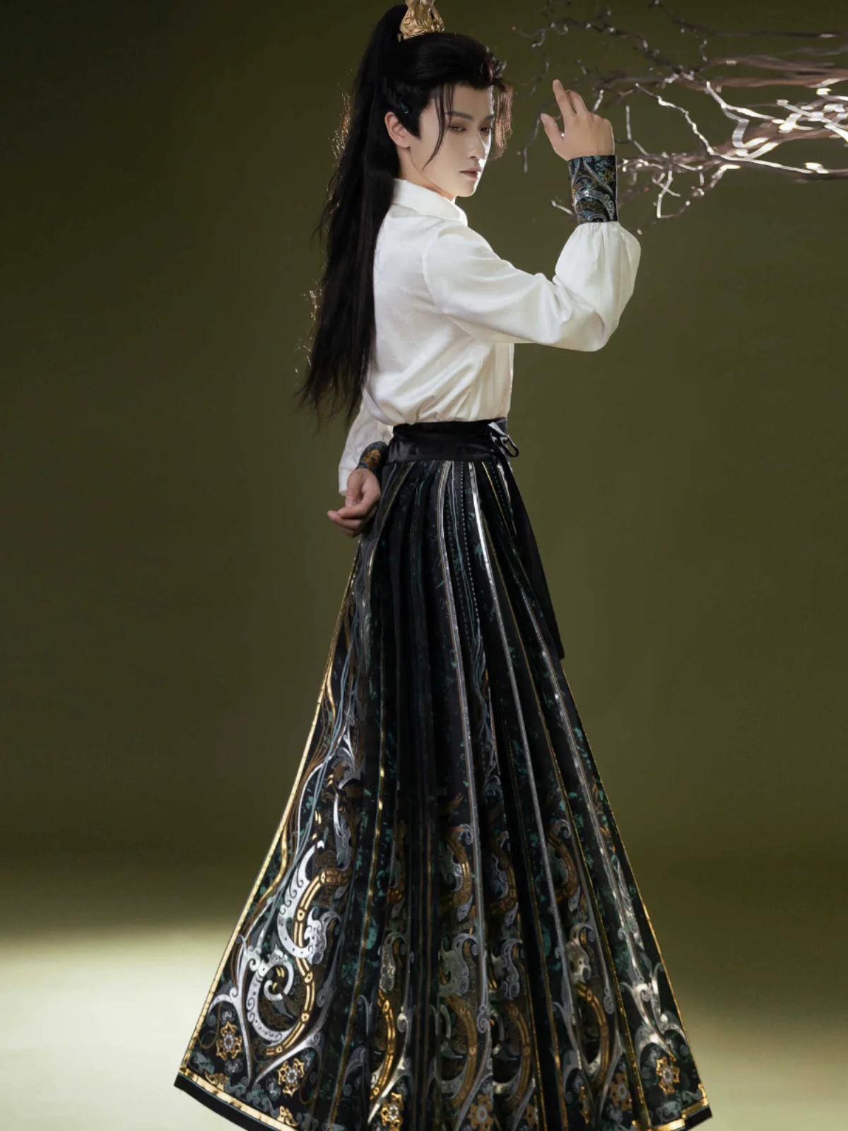 New Chinese Style Modern Hanfu Outfit - Light City 曙光之城 (Preorder)