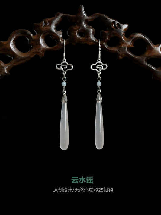 Ballads of Clouds and Water earrings - traditional Chinese hanfu jewelry — side profile