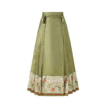 Ming Dynasty Spring Hanfu Outfit with Robe & Mamian Skirt | Spring Returns 踏春归