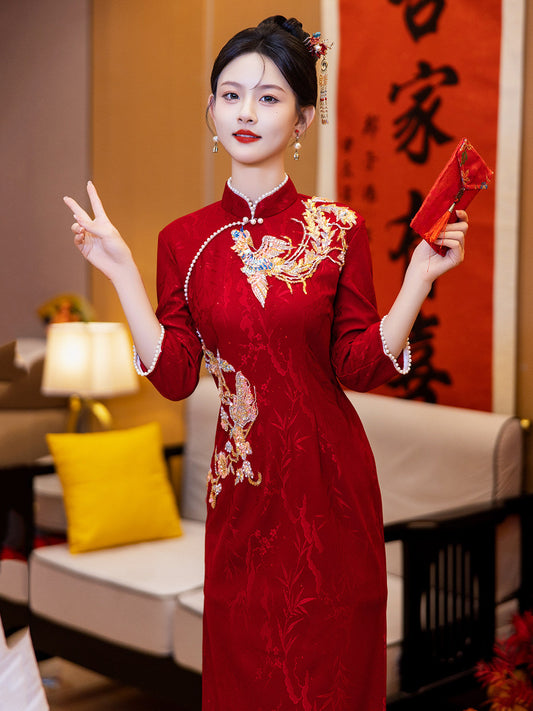Magpie Bridge short sleeve Chinese wedding cheongsam qipao — detail view
