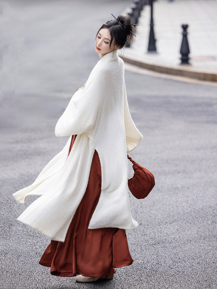 Song Dynasty Modern Hanfu Changgan Temple Beizi and Wrap Skirt - Lady Yu 虞美人 (Preorder)