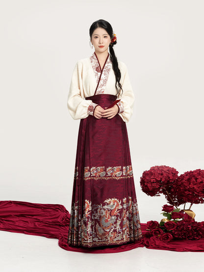 Zhi Yu | Modern Ming Dynasty Top and Mamianqun Skirt Hanfu Set