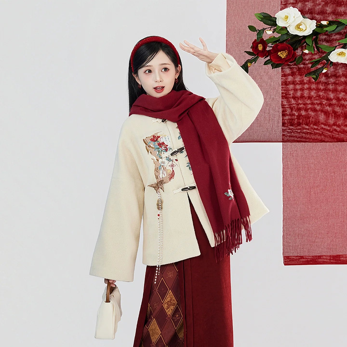 Song Dynasty Modern Hanfu for Chinese Festivals - Years and Scenery 辞岁景和 (Preorder)
