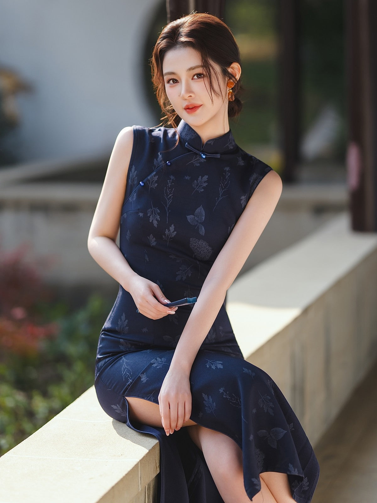 Sleeveless Floral Midi Cheongsam | Deep Sea