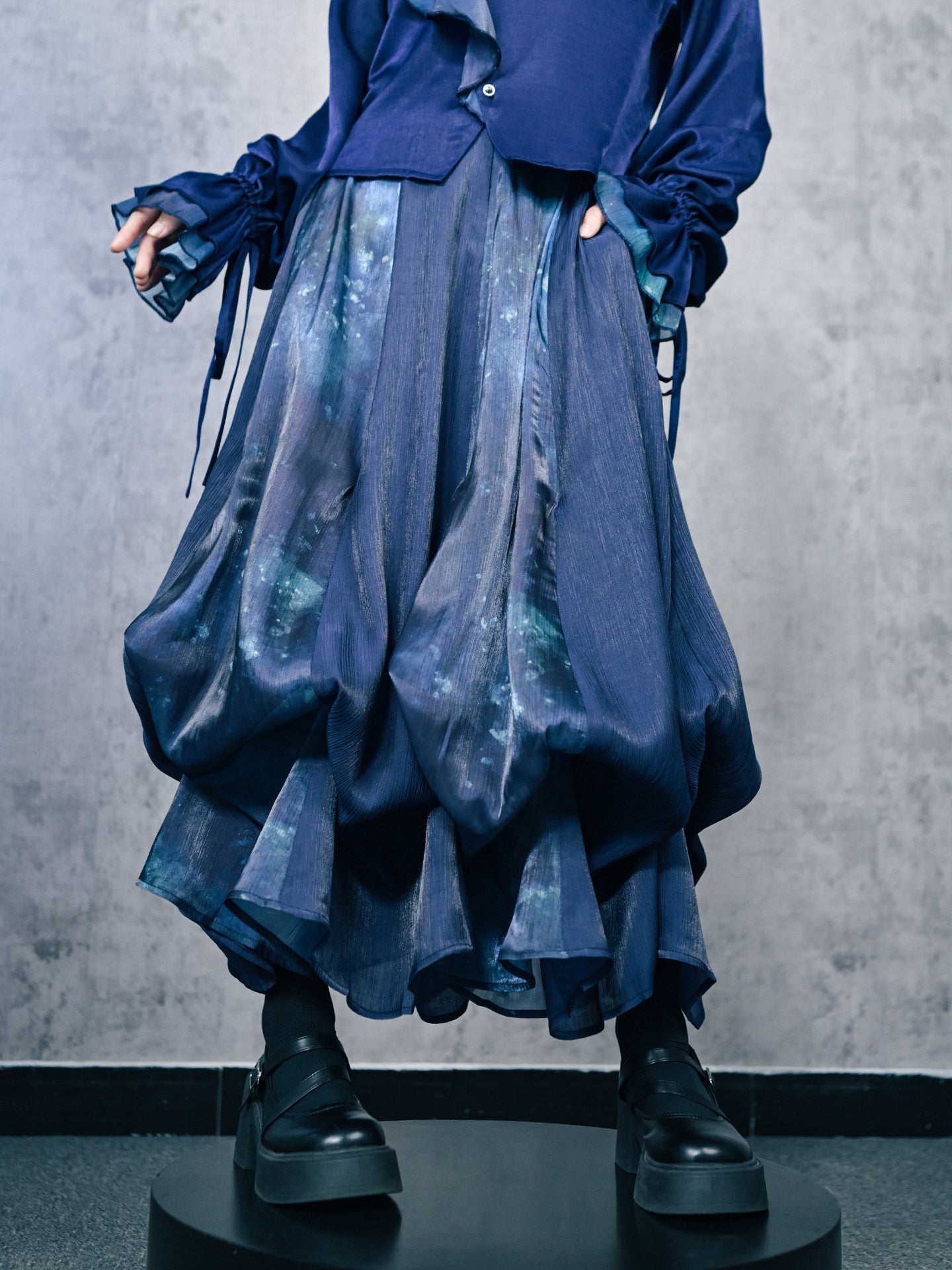 New Chinese Style Flower Bud Skirt - Floating Electric Jellyfish 蓝界浮荧