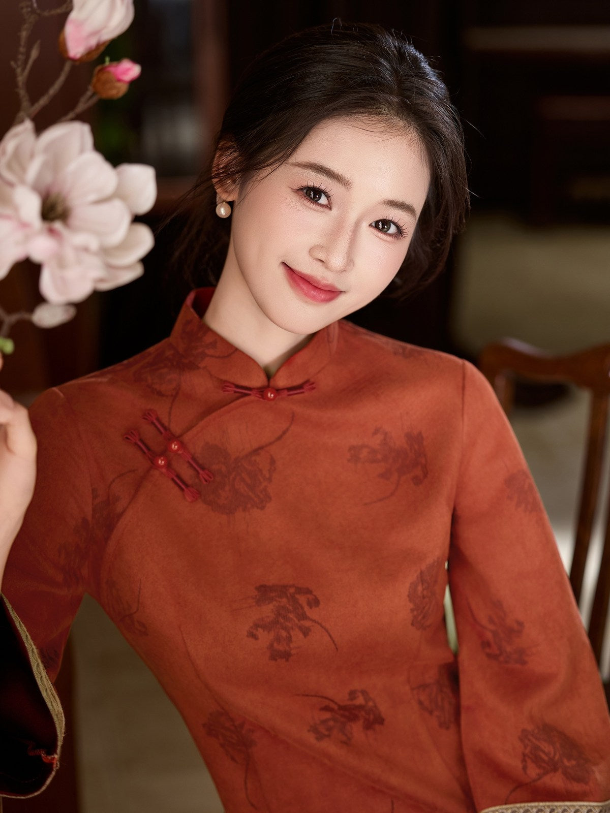 Patterned Long Sleeve Crimson Cheongsam | Vermilion Bird
