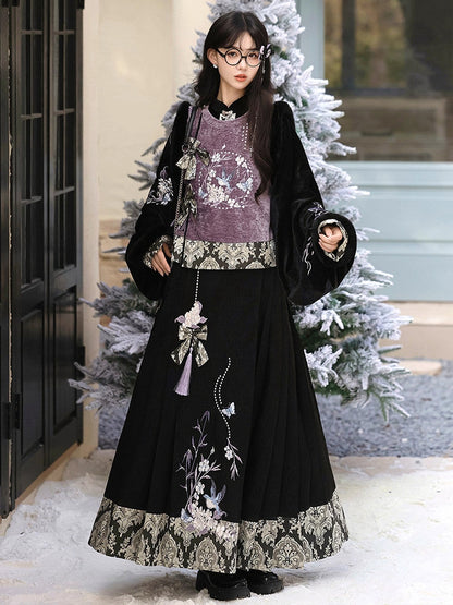 Yanhui | Modern Ming Dynasty Vest and Mamianqun Skirt Hanfu Set