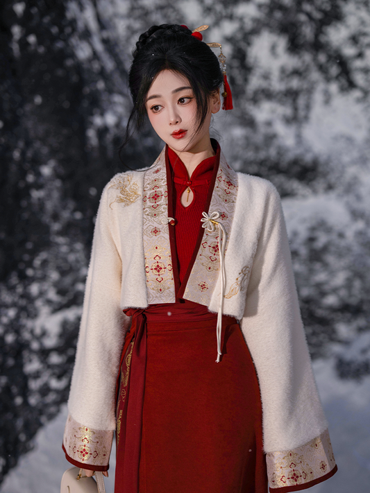 Festive Hanfu Crop Jacket for Engagement, Tea Ceremony or Chinese New Year - Niannian 年年 (Preorder)