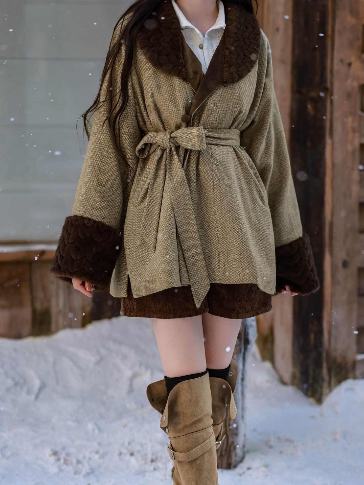 Tang Dynasty Inspired Wool Jacket with Shorts or Wrap Skirt - Winter Music 冬音 (Preorder)