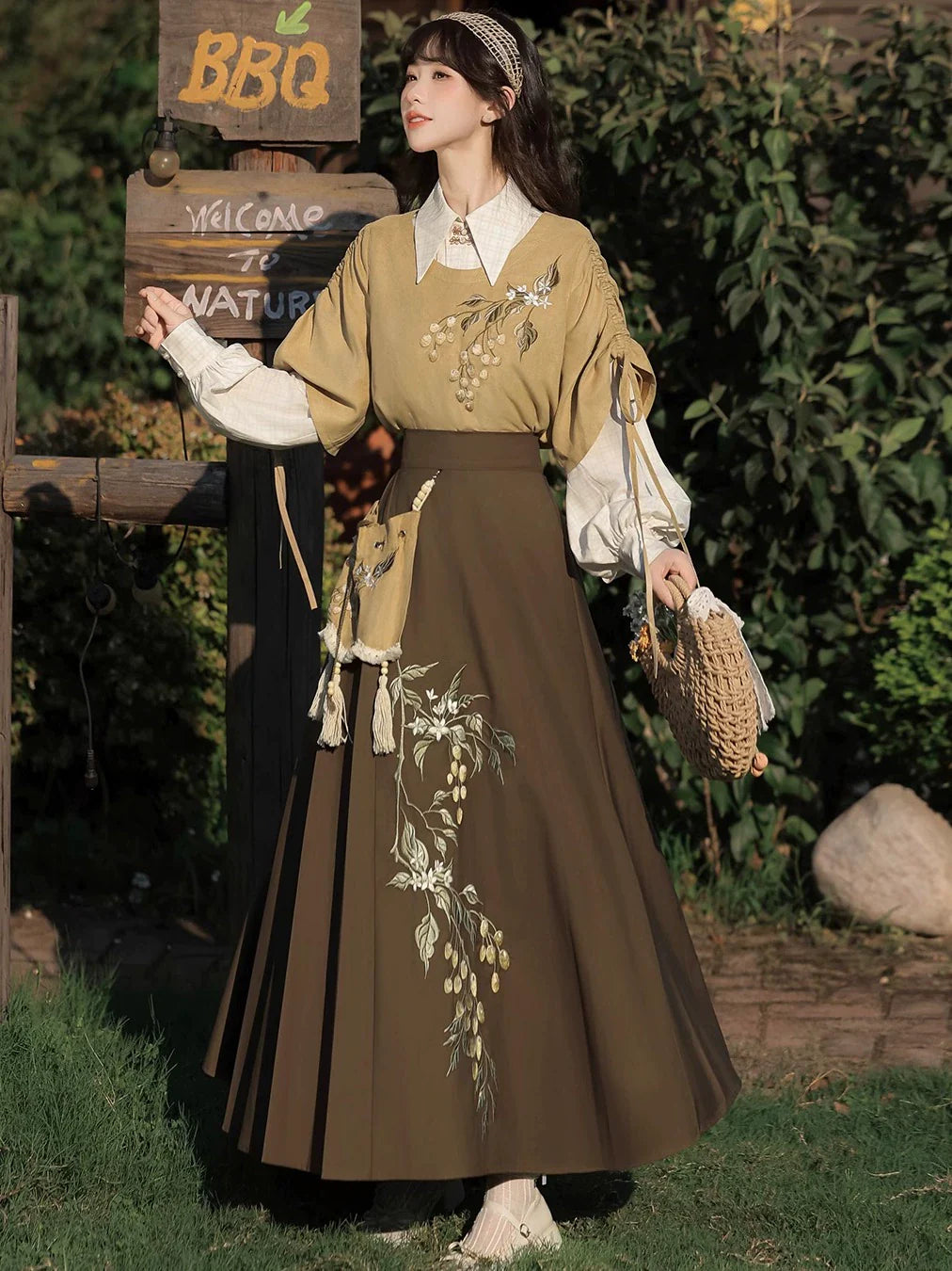 Hazelnut Milk Tea - Modern Hanfu Blouse and Skirt Outfit