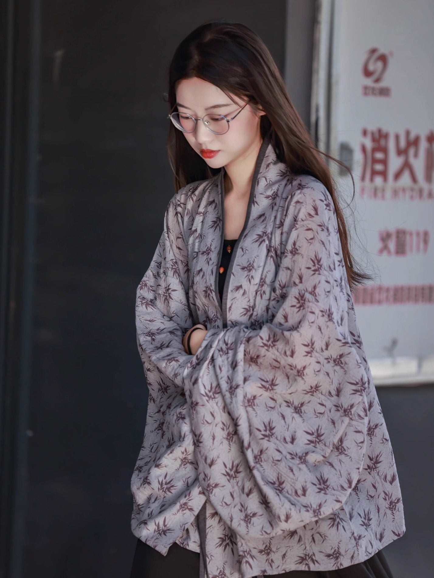 Wei, Jin and Southern and Northern Dynasties Style Bamboo Printed Cardigan - Zhuying 竹影 (Preorder)