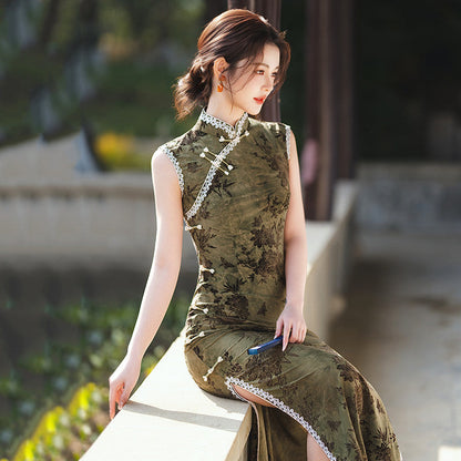 Sleeveless High Slit Long Qipao | Rustling Garden