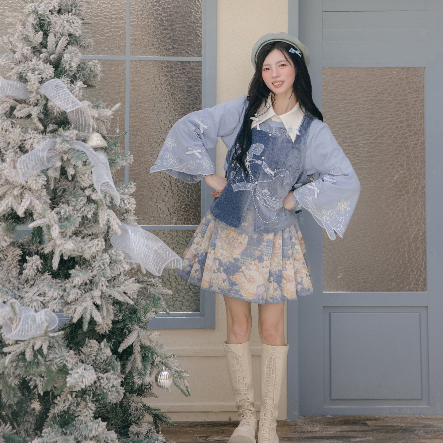 Ming Dynasty Modern Hanfu Bijia and Mini Mamianqun - Snow and Frost Cat 雪霜猫猫