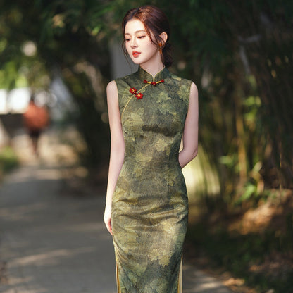 Sleeveless Floral Midi Cheongsam | Forest