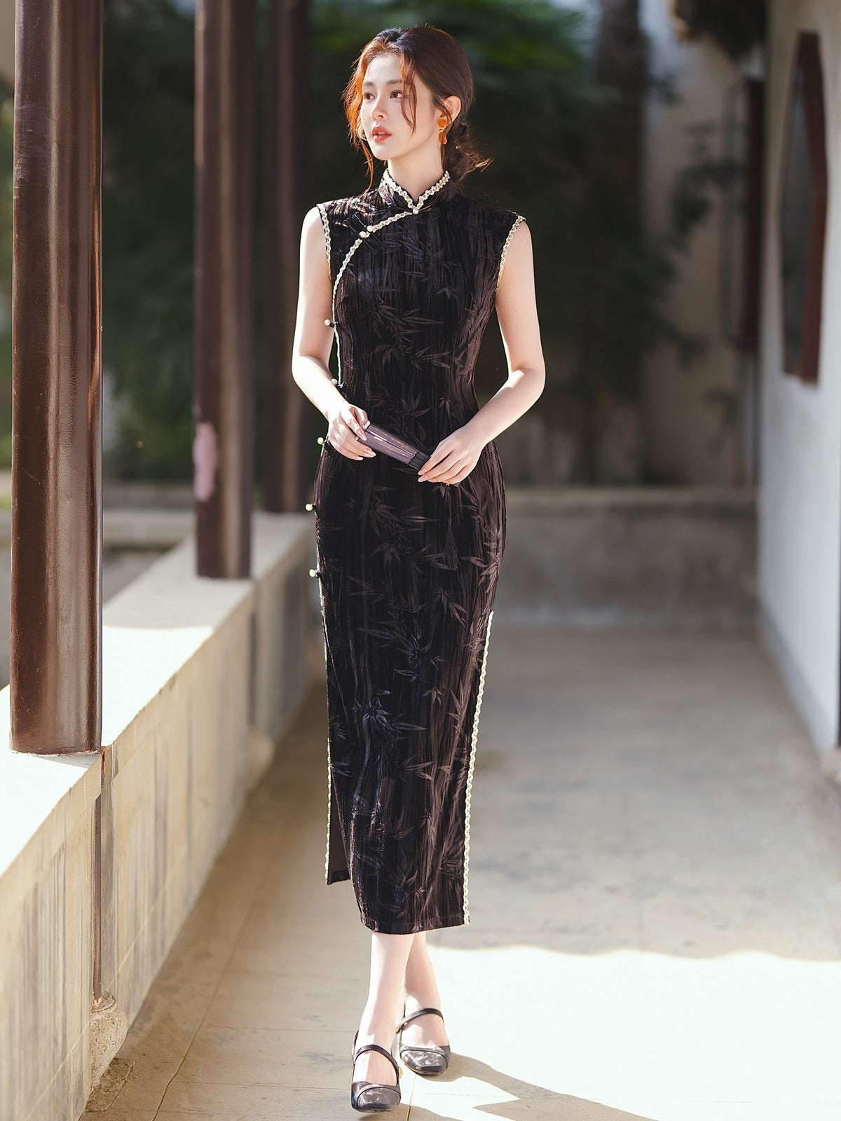 Sleeveless High Slit Long Qipao | Night Garden