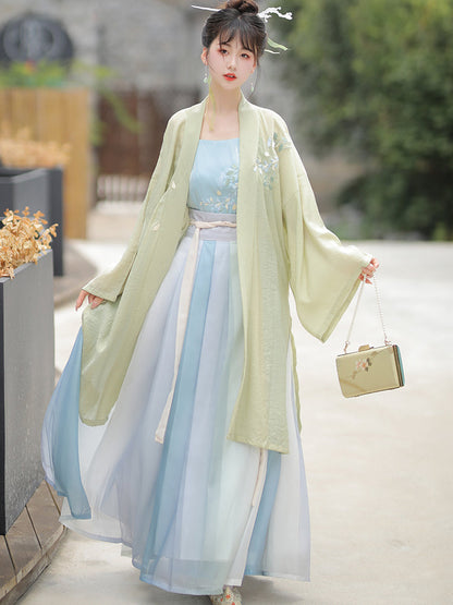 Menghua 梦华 - Song Dynasty Style Qiyao Ruqun Hanfu