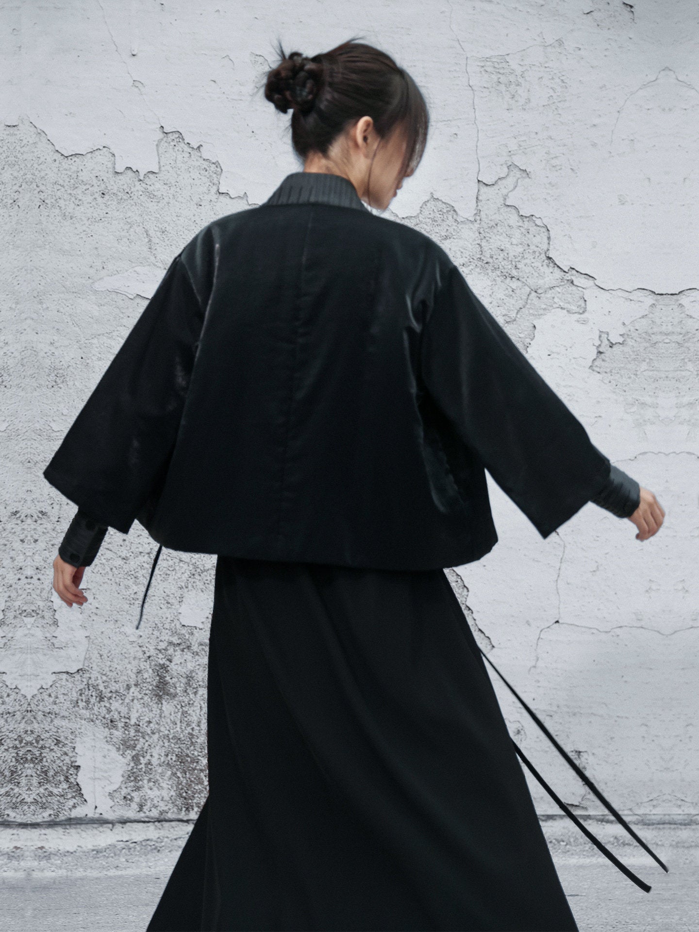 New Chinese Martial Arts Style Pleated Short Coat