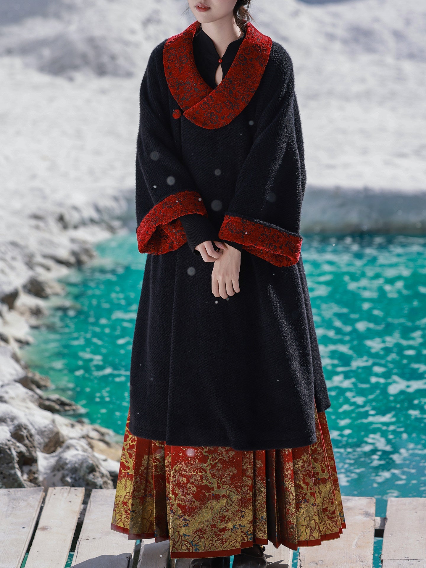 Tang Dynasty Modern Hanfu Round Collar Jacket for Autumn and Winter - Gryffindor 格兰芬多 (Preorder)