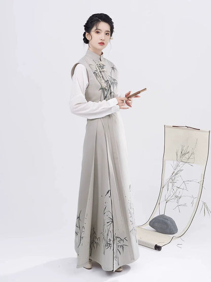 Song Dynasty Modern Hanfu Set with Majia, Long Sleeve Top and Spiral Skirt - Charming Bamboo 君竹 (Preorder)