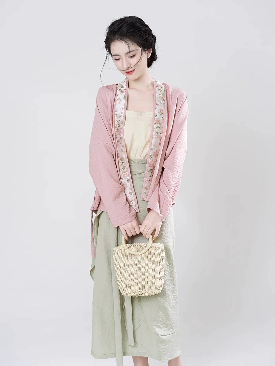 Song Dynasty Modern Hanfu Set with Winged Sleeve Top and Spiral Skirt - Autumn Lotus 秋荷 (Preorder)