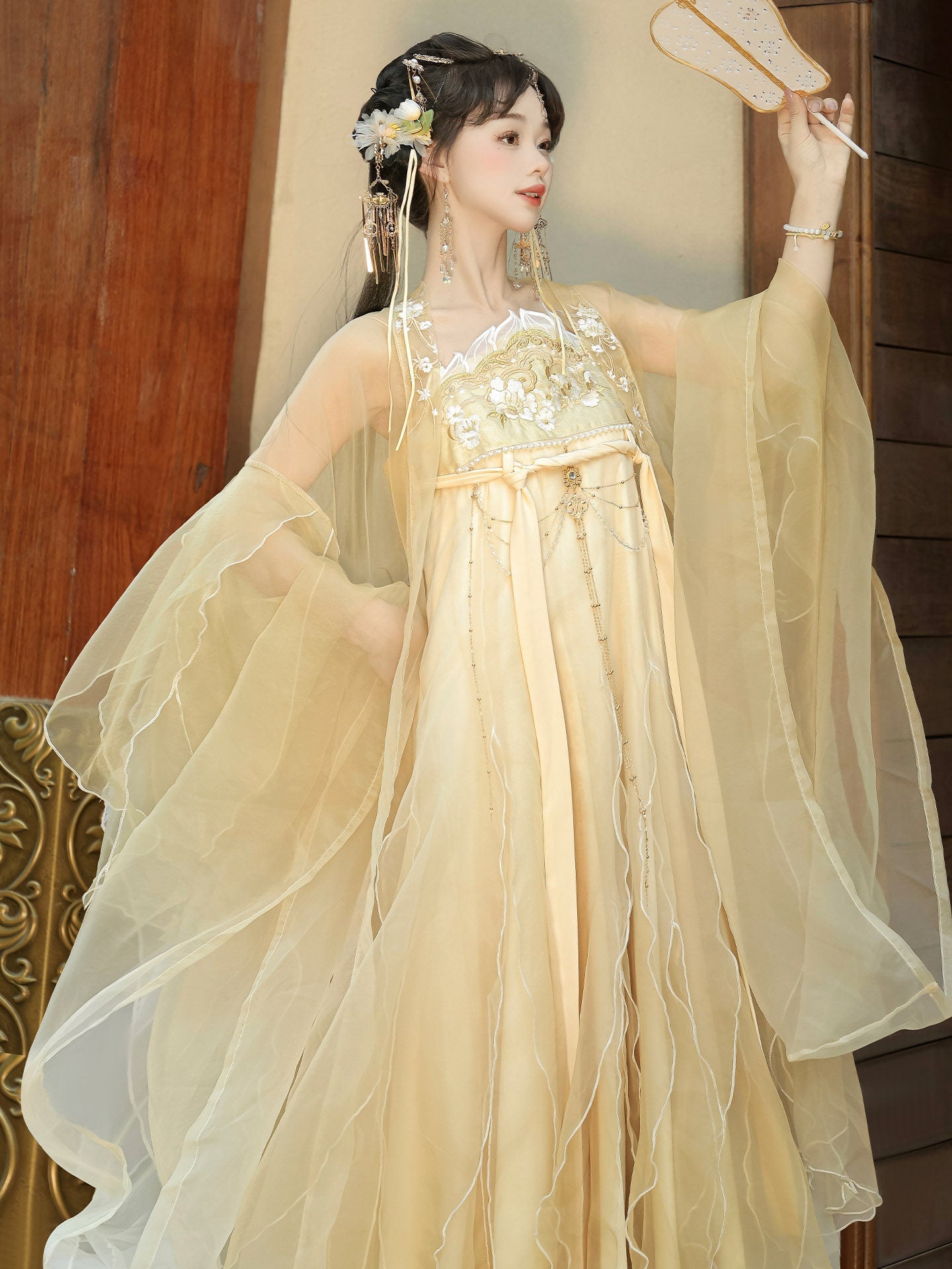 Chao Ge | Tang Dynasty Style Qixiong Ruqun Hanfu Set with Wide Sleeve Jacket
