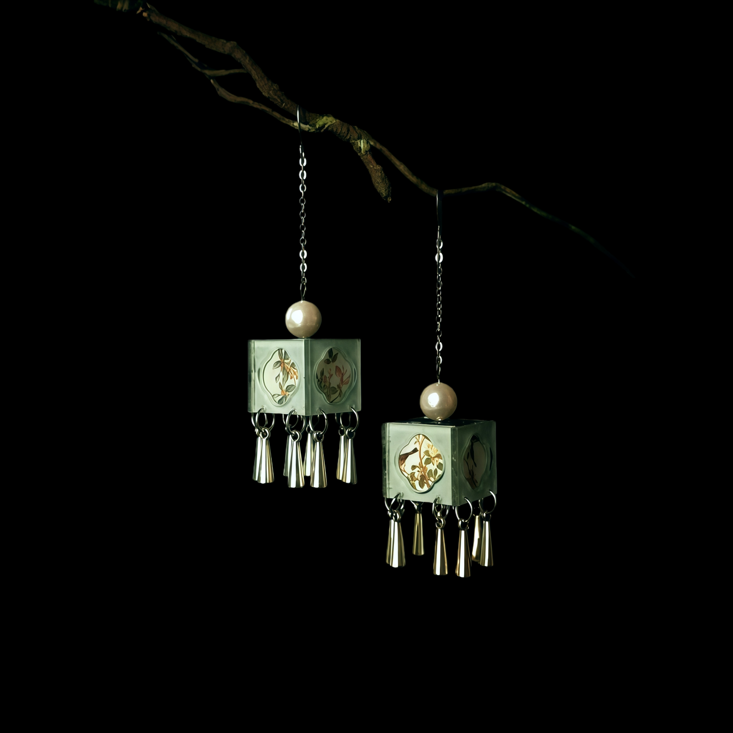 Oriental Windowsill Cube Earrings | Hanfu Jewelry