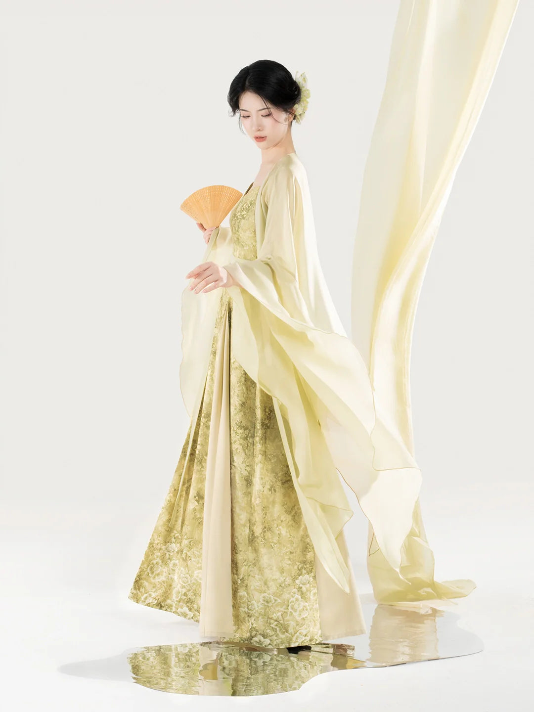 New Chinese Style Women Gradient Embroidered Wide-Sleeve Cape & Pleated Slip Dress - Camellia Water 山茶煮水 (Preorder)
