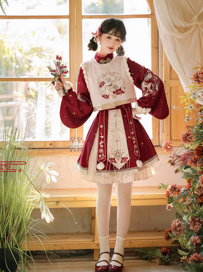 Modern Ming Dynasty Chinese New Year Festival Hanfu | Gallop in Spring 马踏春华