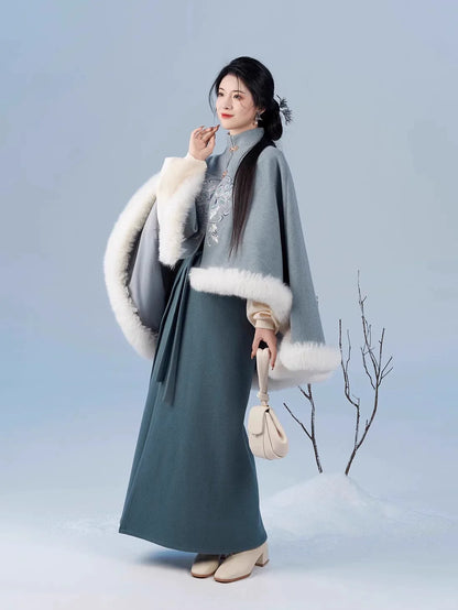 Song Dynasty Modern Hanfu Set with Embroidered Cape and Spiral Skirt - Yuxue 喻雪 (Preorder)