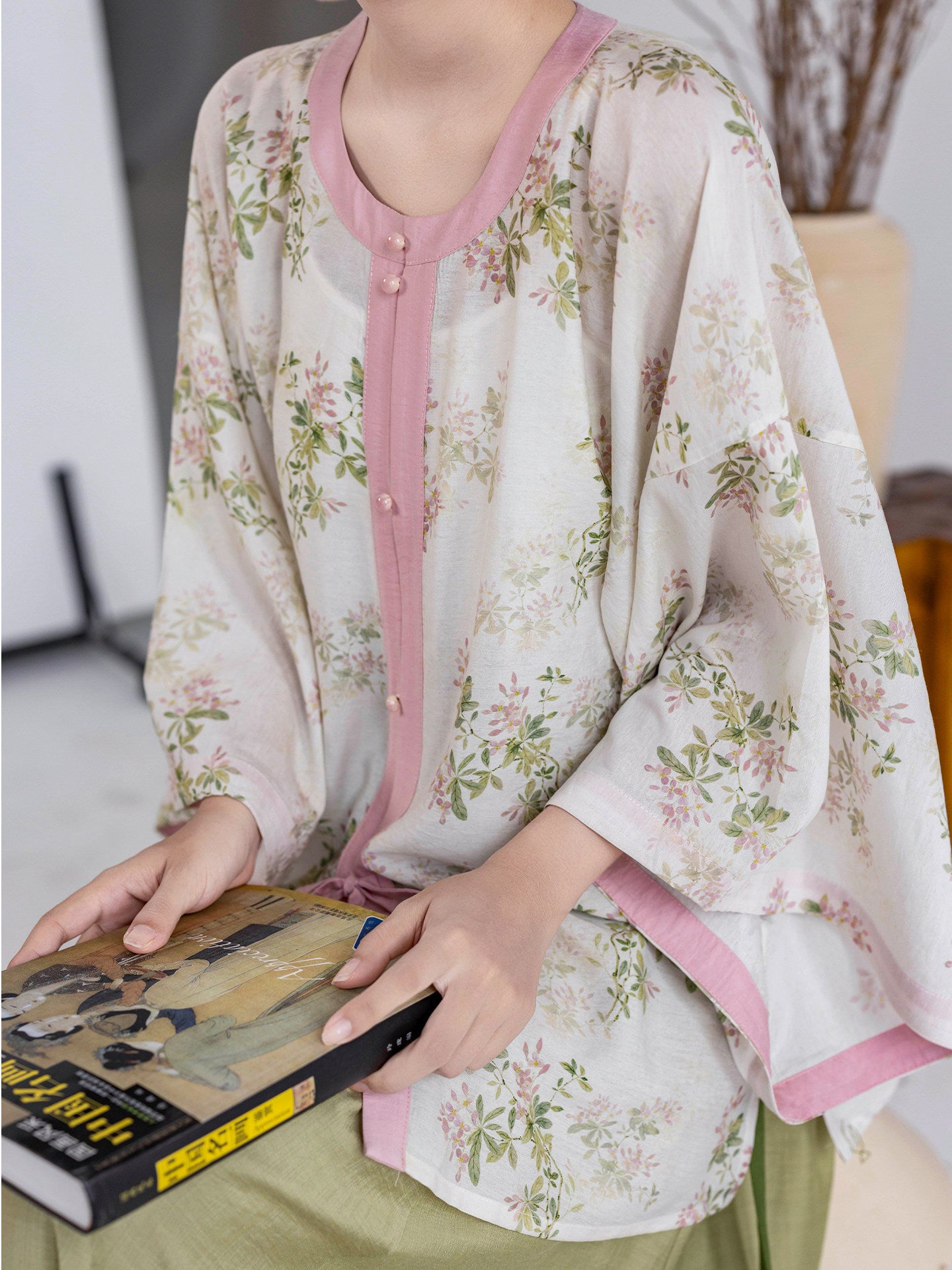 Ming Dynasty Modern Hanfu Round Collar Top and Elastic Skirt - Spring Branch 春枝