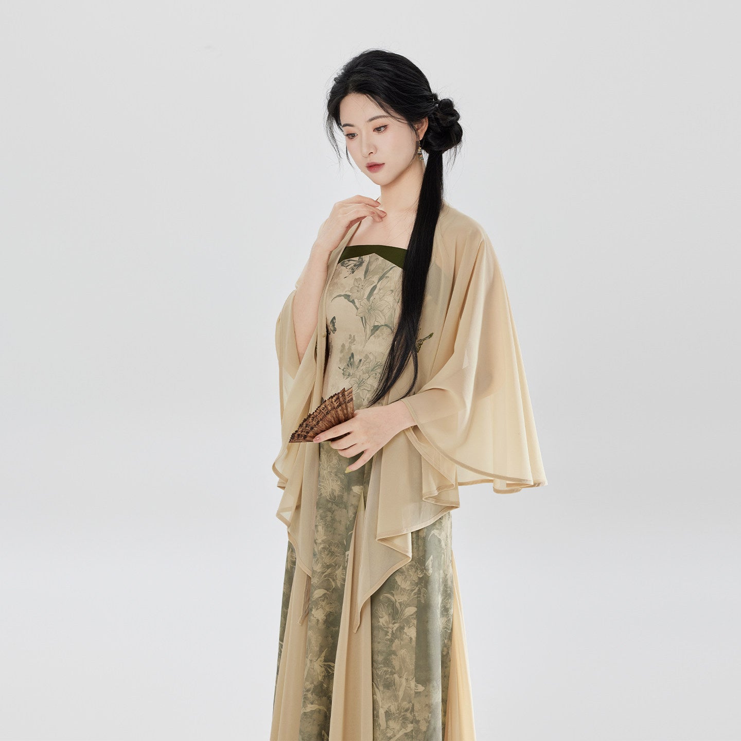 Lilies | Modern Chinese Zen Embroidered Chiffon Shawl Top and Skirt Set
