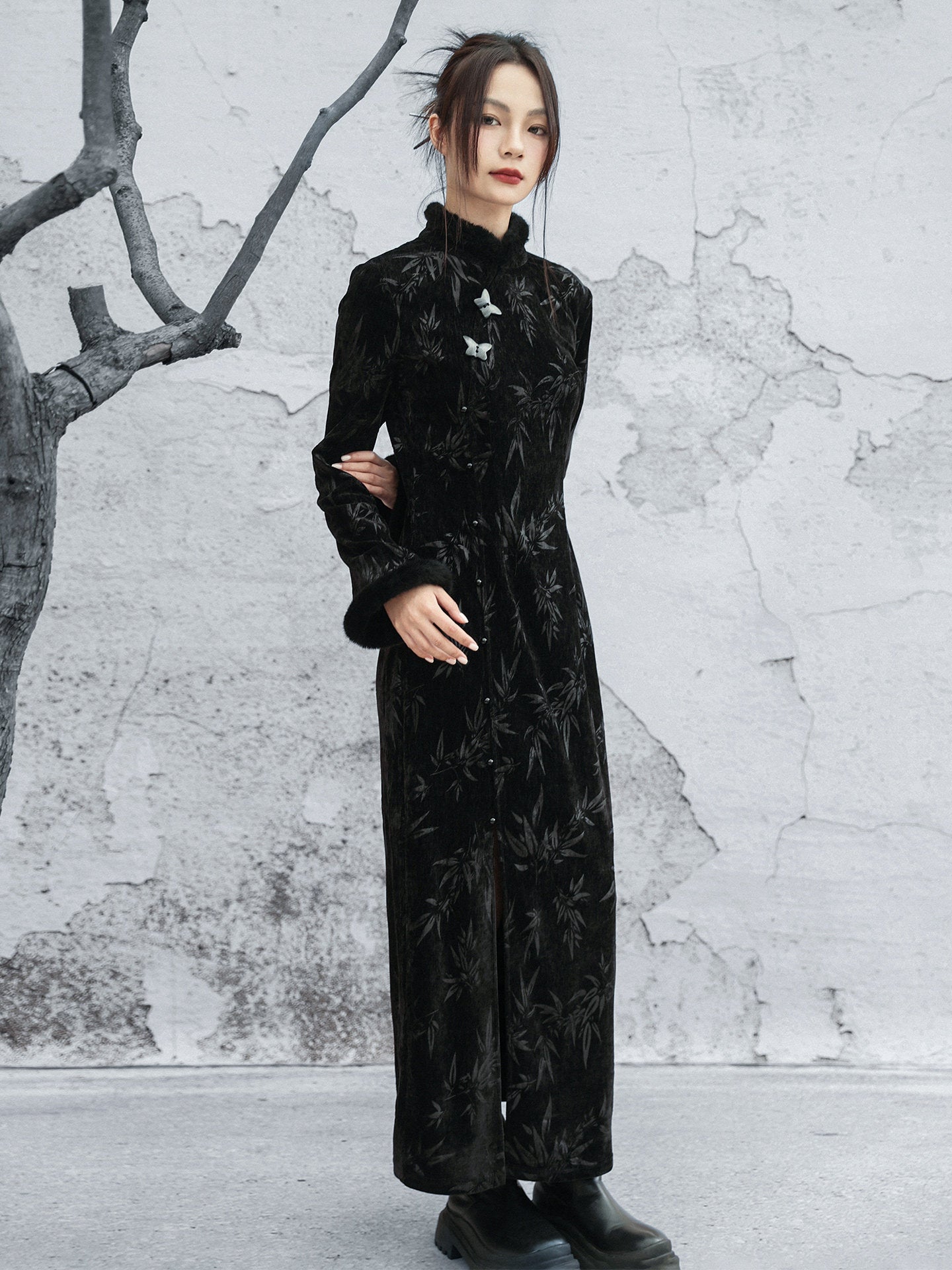 New Chinese Style Bamboo Leaf Embossed Slit Cheongsam Dress - Rongyue 溶月