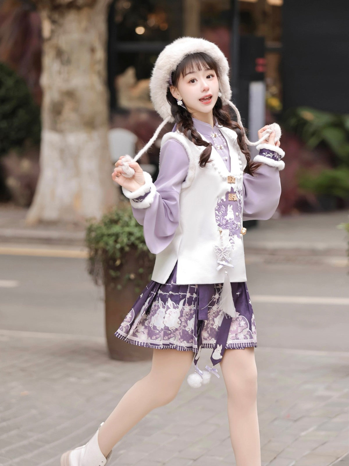 Ming Dynasty Modern Hanfu Pipa Sleeve Top and Short Mamianqun for Autumn and Winter - Velvet Rabbit 绒兔兔