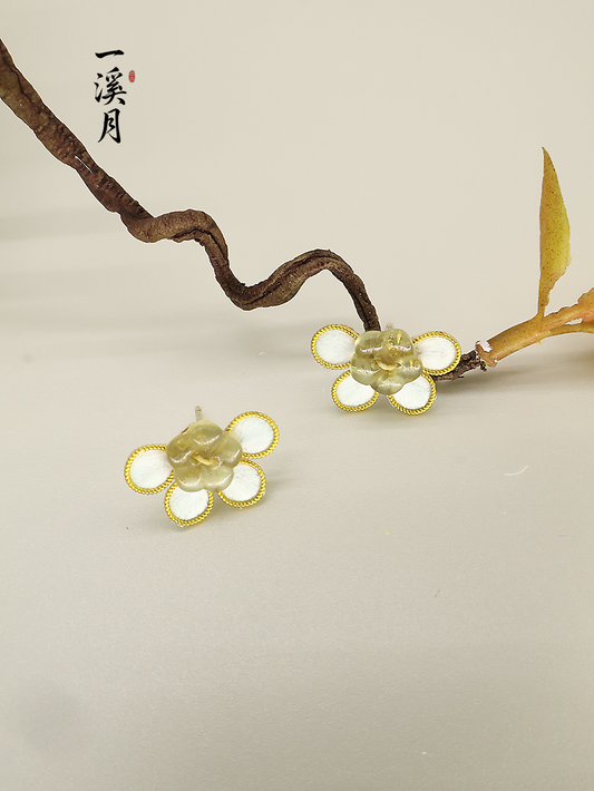 Velvet Flower Plum Blossom Heart Stud Earrings | Qipao Jewelry